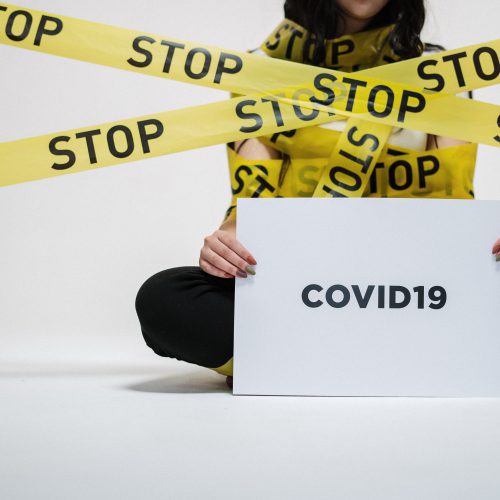 Jak zrobić test na COVID – przewodnik krok po kroku